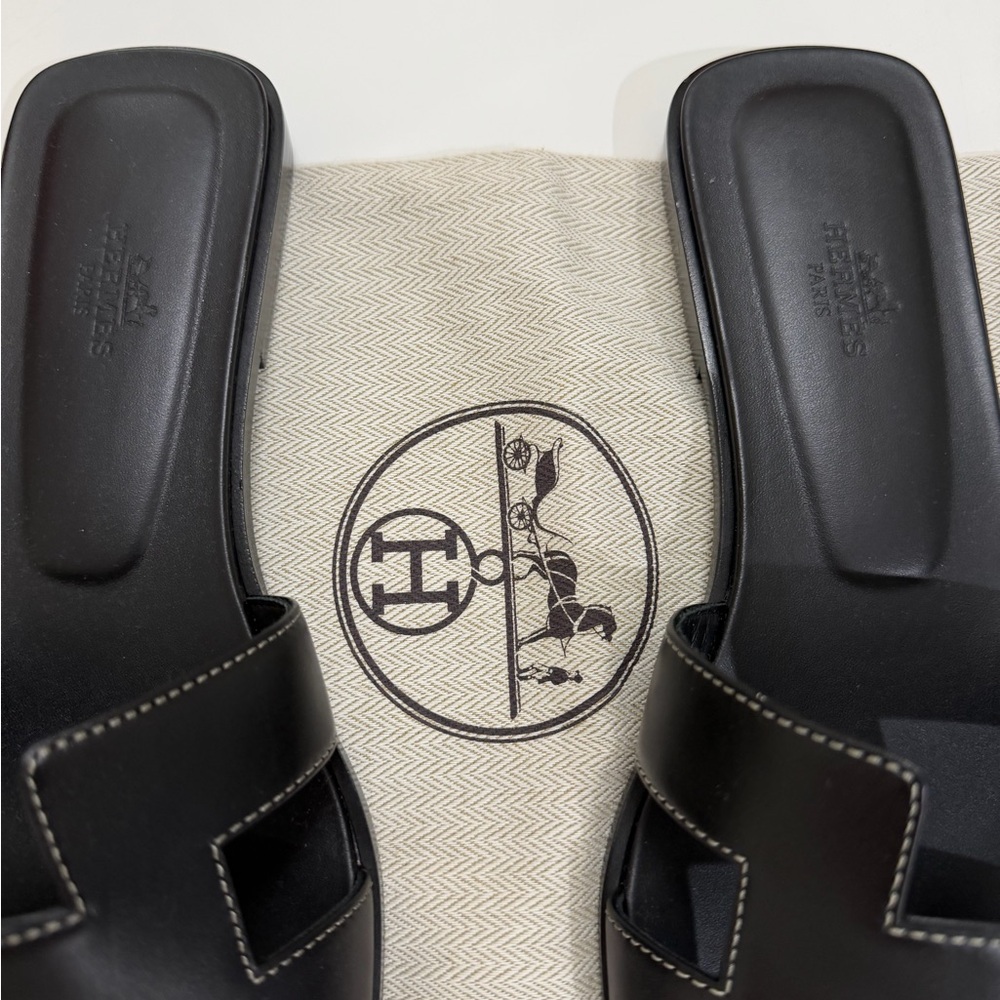 Hermes Black Leather Oran Slide Sandals New 39.5 - Picture 6 of 10